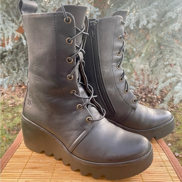 FLY LONDON Black Leather Lace Up / Zipper Platform Wedge Mid-calf Boots.  8-8.5 - Picture 5 of 13